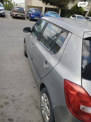 סקודה פאביה Ambiente אוט' 1.6 (105 כ''ס) בנזין 2010 למכירה בבית שמש
