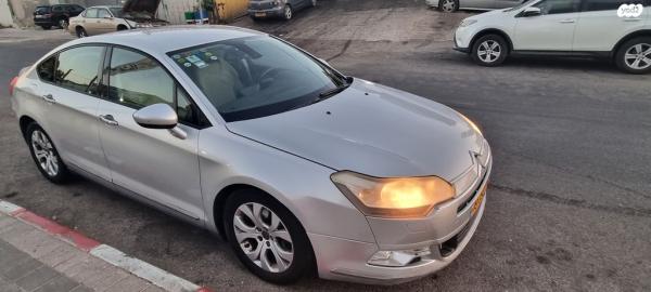 סיטרואן C5 Comfort טיפט' 2.0 (143 כ"ס) בנזין 2011 למכירה בראש העין