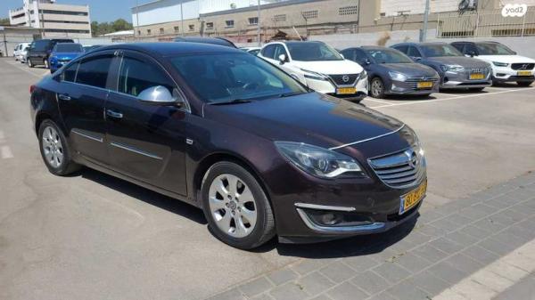 אופל אינסיגניה Edition סדאן אוט' 1.6 (170 כ''ס) בנזין 2014 למכירה בחיפה