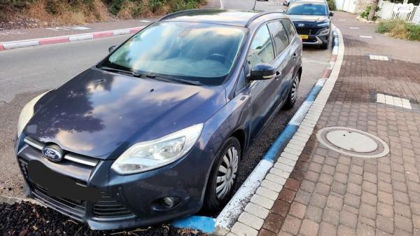 פורד פוקוס Trend סטיישן אוט' 1.6 (125 כ''ס) בנזין 2012 למכירה בשלומי