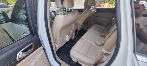 ג'יפ / Jeep גרנד צ'ירוקי 4X4 Laredo + SR אוט' 3.6 (282 כ''ס) בנזין 2015 למכירה בעתלית