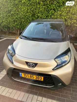 טויוטה אייגו קרוס (AYGO X) Pulse הצ'בק 4X2 אוט' 1.0 (72 כ"ס) בנזין 2022 למכירה בקרית ים