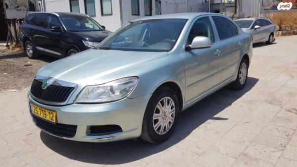 סקודה אוקטביה Ambition אוט' 1.2 (105 כ''ס) בנזין 2013 למכירה בבני ברק
