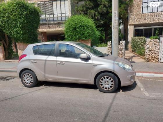 יונדאי i20 Inspire אוט' 1.4 (100 כ"ס) [2009-2015] בנזין 2012 למכירה בחולון