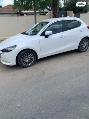 מאזדה H Elegant אוט' 1.5 (116 כ''ס) בנזין 2021 למכירה בלוד