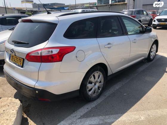 פורד פוקוס Trend סטיישן אוט' 1.6 (125 כ''ס) בנזין 2013 למכירה בפתח תקווה
