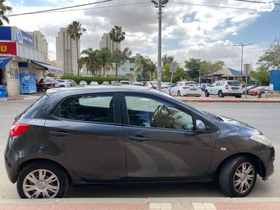 מאזדה H Dynamic אוט' 1.5 (103 כ"ס) בנזין 2015 למכירה בבאר שבע