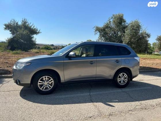 מיצובישי אאוטלנדר Instyle אוט' 7 מק' 2.0 (150 כ"ס) בנזין 2014 למכירה במודיעין מכבים רעות