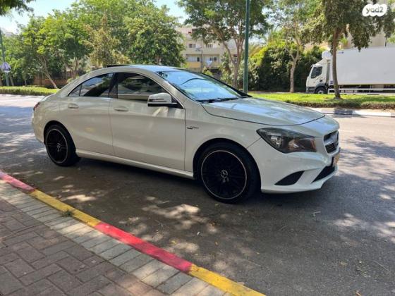 מרצדס CLA CLA180 Urban FL אוט' 1.6 (122 כ"ס) בנזין 2017 למכירה בנתניה
