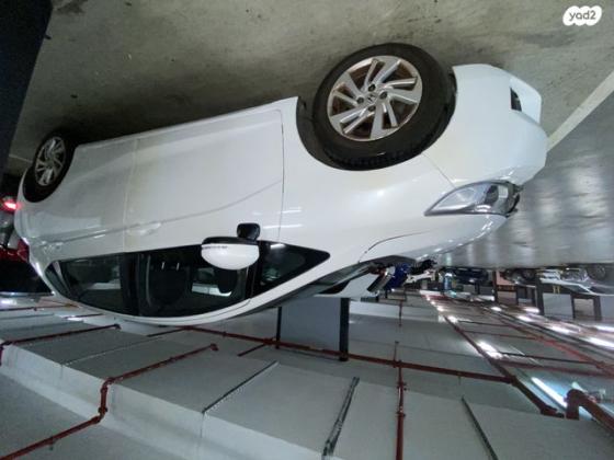 הונדה ג'אז Comfort אוט' 1.3 (102 כ''ס) בנזין 2017 למכירה בתל אביב יפו