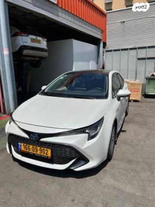 טויוטה קורולה הייבריד Excite Sky אוט' 1.8 (98 כ''ס) בנזין 2020 למכירה בתל אביב יפו