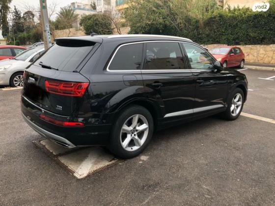 אאודי Q7 4X4 Luxury אוט' דיזל 7 מק' 3.0 (218 כ"ס) דיזל 2017 למכירה בחיפה