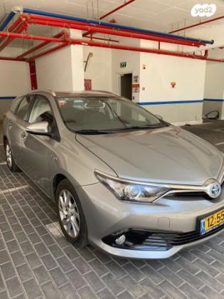 טויוטה אוריס הייבריד TS סטיישן הייבריד אוט' 1.8 (99 כ"ס) בנזין 2016 למכירה בראש העין