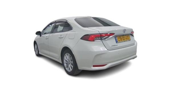 טויוטה קורולה Sense אוט' 1.6 (132 כ''ס) בנזין 2020 למכירה ב