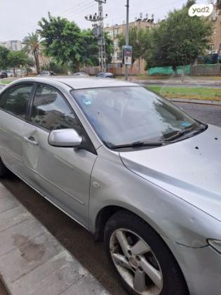 מאזדה g Luxury הצ'בק אוט' 2.0 (147 כ''ס) בנזין 2004 למכירה בתל אביב יפו