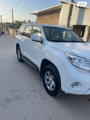 טויוטה לנד קרוזר ארוך 4X4 Luxury אוט' דיזל 7 מק' 3.0 (190 כ''ס) דיזל 2015 למכירה בבאר שבע