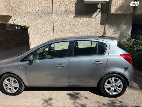 אופל קורסה Enjoy אוט' 5 דל' 1.4 (100 כ"ס) [2010-2015] בנזין 2015 למכירה בכפר סבא