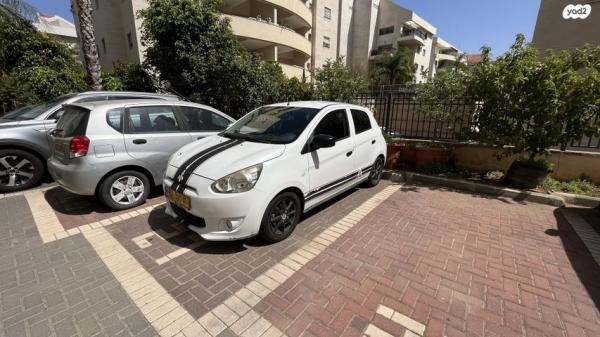 מיצובישי ספייס סטאר Invite ידני 1.0 (71 כ"ס) בנזין 2013 למכירה ברעננה