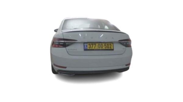 סקודה סופרב (2019 ואילך) L&K אוט' הייבריד 1.4 (156 כ''ס) בנזין 2021 למכירה ב