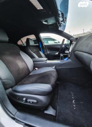 לקסוס IS250 Premium אוט' 2.5 (208 כ''ס) בנזין 2009 למכירה באשדוד