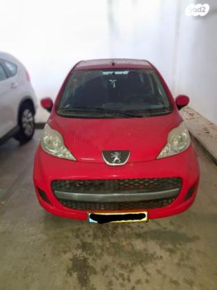 פיג'ו 107 Trendy אוט' 1.0 (70 כ''ס) בנזין 2011 למכירה ביבנה