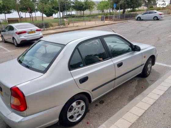 יונדאי אקסנט (עד 2012) Esteem אוט' 4 דל' 1.5 (91 כ''ס בנזין 2000 למכירה בחיפה