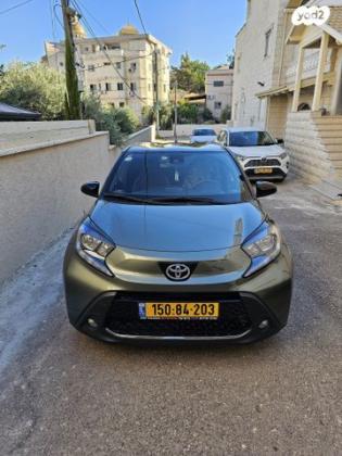 טויוטה אייגו קרוס (AYGO X) Pulse הצ'בק 4X2 אוט' 1.0 (72 כ"ס) בנזין 2022 למכירה בסח'נין