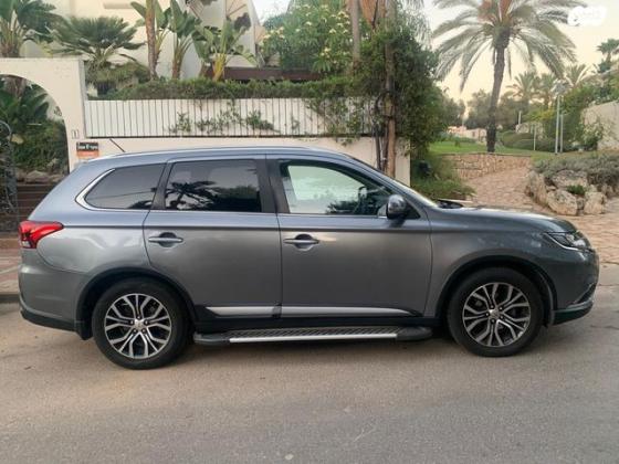 מיצובישי אאוטלנדר Premium אוט' 7 מק' 2.0 (150 כ''ס) בנזין 2016 למכירה בפתח תקווה