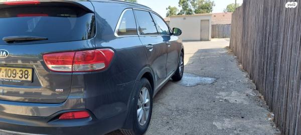 קיה סורנטו Urban אוט' 7 מק' 2.4 (188 כ"ס) בנזין 2016 למכירה בבת ים