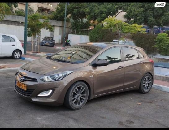 יונדאי i30 Inspire אוט' 1.6 (135 כ"ס) בנזין 2014 למכירה בבני ברק