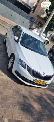 סקודה אוקטביה Style אוט' 1.0 5 דל' (115 כ''ס) בנזין 2017 למכירה בחיפה