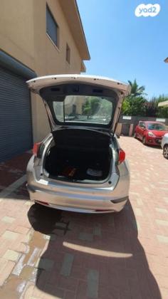 הונדה סיוויק האצ'בק החדשה Comfort אוט' 1.8 (142 כ''ס) בנזין 2013 למכירה בגן יבנה