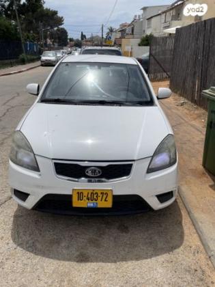 קיה ריו EX סדאן אוט' 1.4 (97 כ''ס) בנזין 2009 למכירה בנתניה