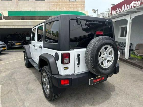 ג'יפ / Jeep רנגלר ארוך 4X4 Unlimited Sport אוט' 3.6 (280 כ''ס) ק'-2 בנזין 2017 למכירה בבת ים