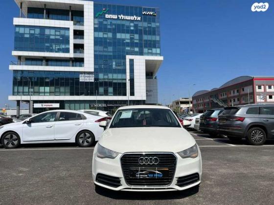 אאודי A1 ידני 3 דל' 1.4 (122 כ''ס) [2013-2015] בנזין 2014 למכירה בחיפה