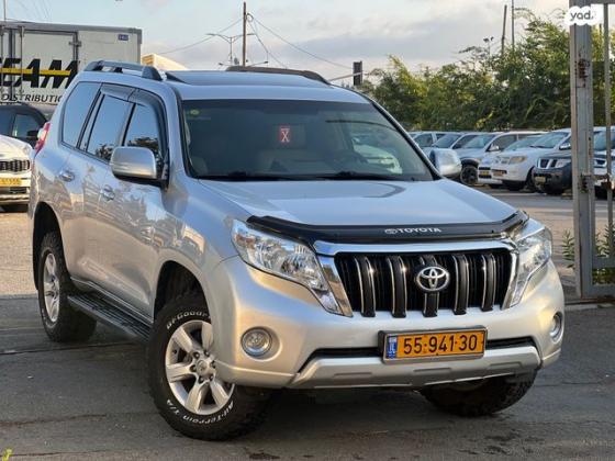טויוטה לנד קרוזר ארוך 4X4 Luxury אוט' דיזל 7 מק' 3.0 (190 כ''ס) דיזל 2014 למכירה בירושלים