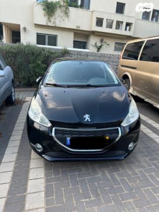 פיג'ו 208 Active ידני 1.2 (82 כ"ס) בנזין 2012 למכירה בהרצליה