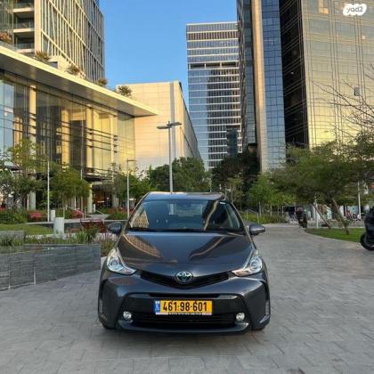 טויוטה פריוס פלוס הייבריד Regular אוט' 1.8 (99 כ"ס) בנזין 2019 למכירה ברמת גן