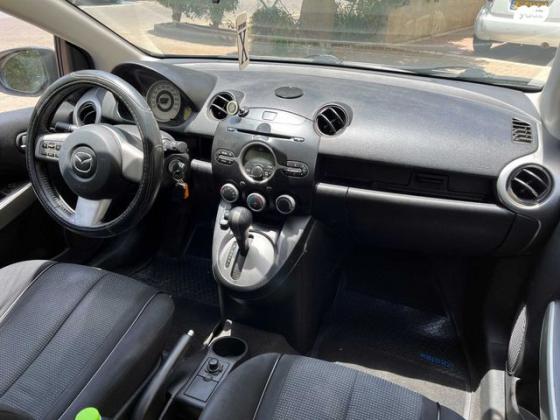 מאזדה H Dynamic אוט' 1.5 (103 כ"ס) בנזין 2010 למכירה בבת ים