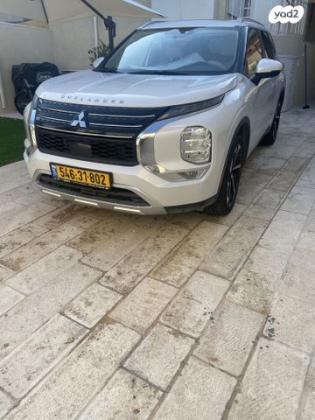 מיצובישי אאוטלנדר Instyle אוט' 7 מק' 2.5 (181 כ"ס) בנזין 2021 למכירה בירושלים