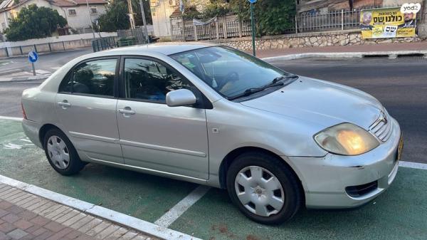 טויוטה קורולה Sun אוט' 1.6 (110 כ''ס) בנזין 2005 למכירה בפתח תקווה