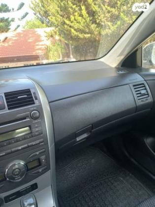 טויוטה קורולה GLI אוט' 1.6 (124 כ''ס) בנזין 2011 למכירה בשלומי