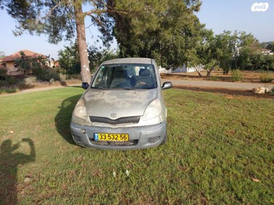 טויוטה יאריס Verso Luna אוט' 1.3 (86 כ"ס) בנזין 2004 למכירה בגאולים