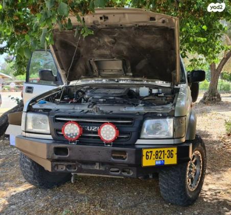 איסוזו טרופר ארוך 4X4 ES אוט' דיזל 3.0 (159 כ''ס) דיזל 2002 למכירה ביקנעם עילית