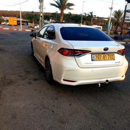 טויוטה קורולה הייבריד Limited סדאן אוט' 1.8 (98 כ''ס) בנזין 2021 למכירה בעכו