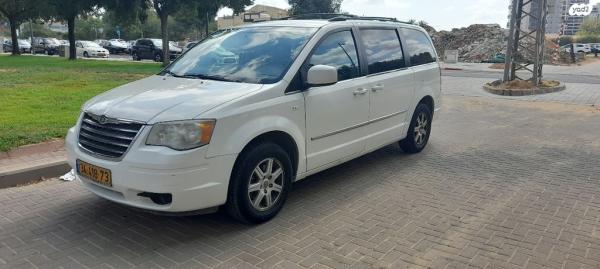 קרייזלר גראנד וויאג'ר Touring LS אוט' 7 מק' 3.8 (193 כ''ס) בנזין 2010 למכירה בבאר יעקב