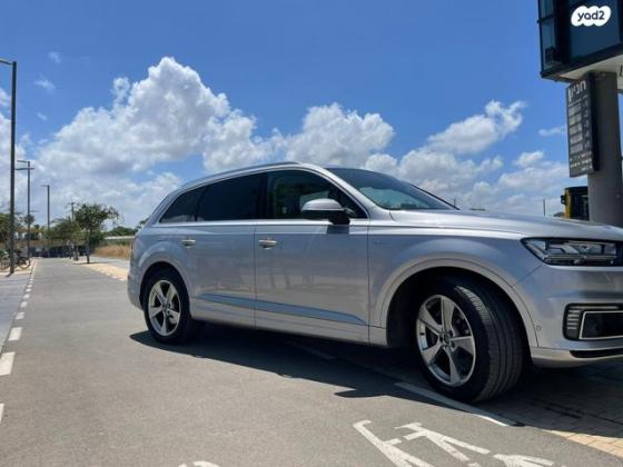 אאודי Q7 4X4 Premium חשמלי דיזל אוט' 5 מק' 3.0 (374 כ''ס) היברידי חשמל / דיזל 2018 למכירה בתל אביב יפו