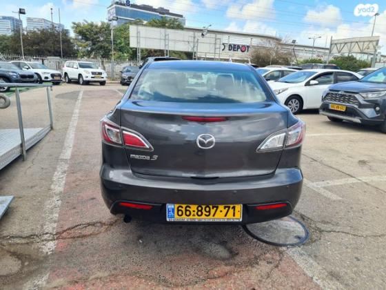 מאזדה j Active סדאן אוט' 1.6 (105 כ''ס) בנזין 2011 למכירה בחולון
