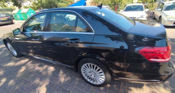 מרצדס E-Class E200 Standard אוט' 2.0 (184 כ''ס) בנזין 2014 למכירה במעלה אדומים