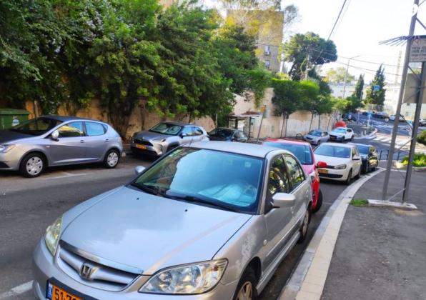 הונדה סיוויק (עד 2006) LS אוט' 1.6 (110 כ''ס) בנזין 2005 למכירה בחיפה